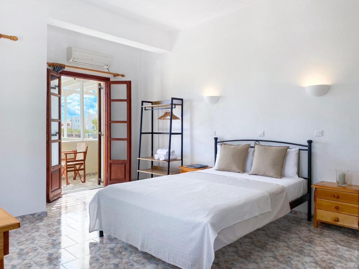 Almyra Villa Perissa  Exteriér fotografie