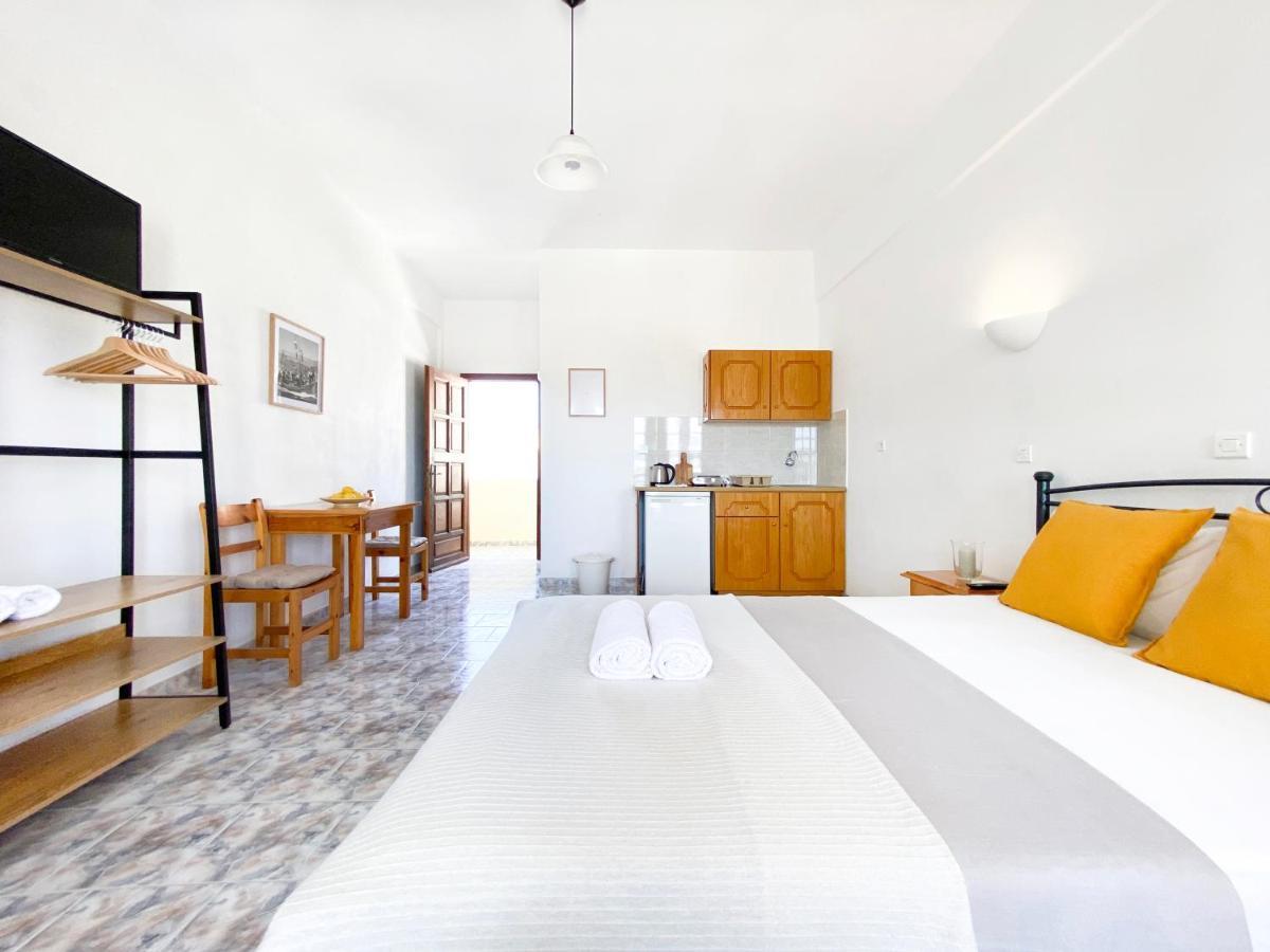 Almyra Villa Perissa  Exteriér fotografie