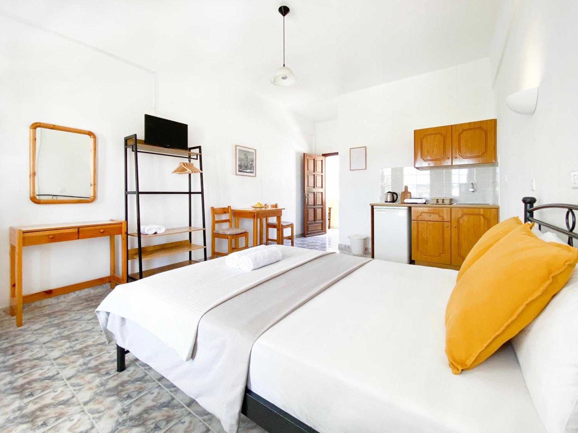 Almyra Villa Perissa  Pokoj fotografie