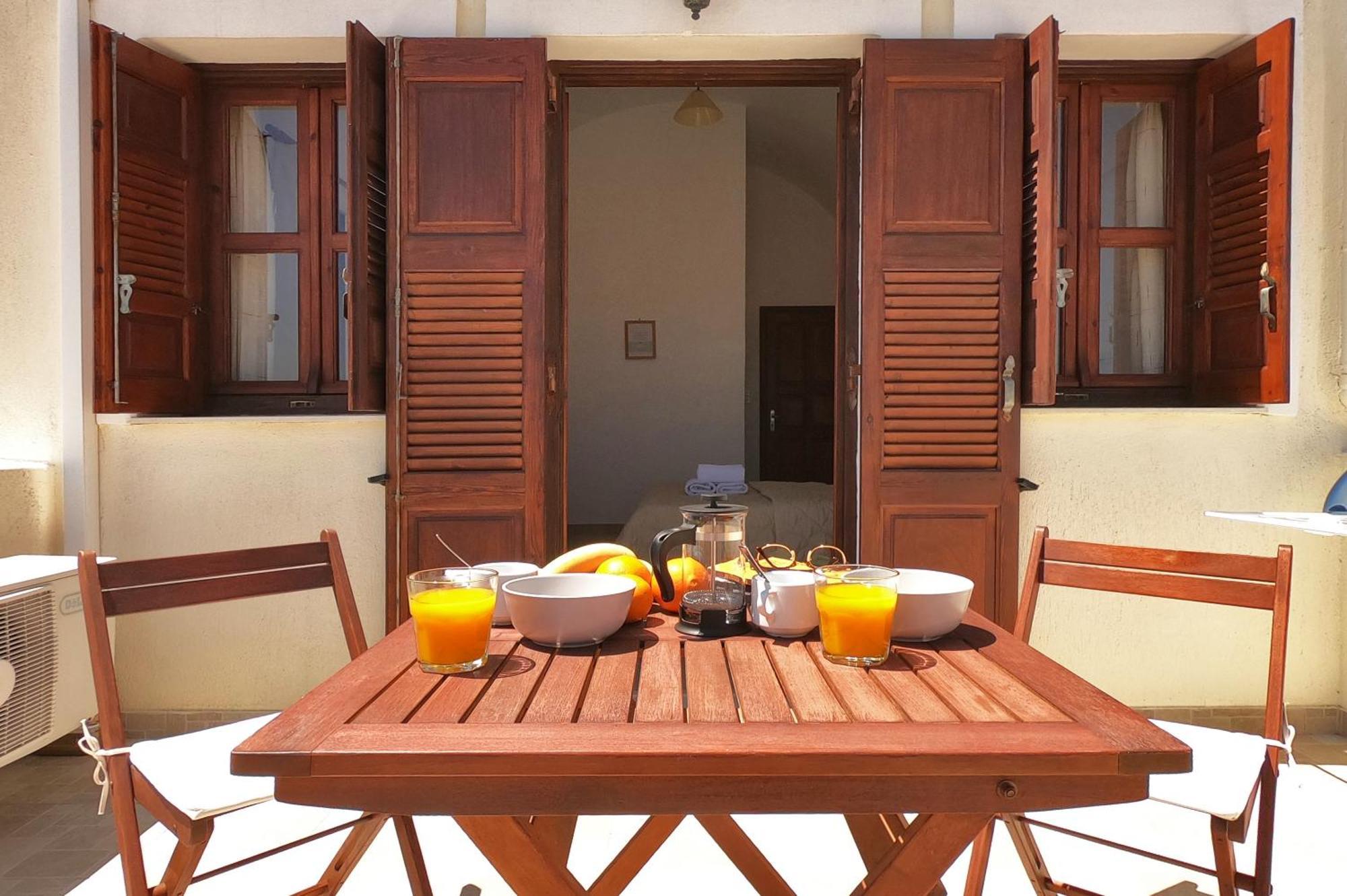 Almyra Villa Perissa  Pokoj fotografie
