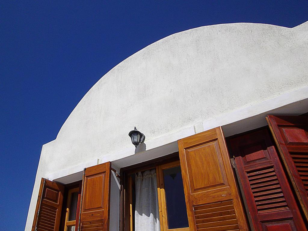 Almyra Villa Perissa  Pokoj fotografie